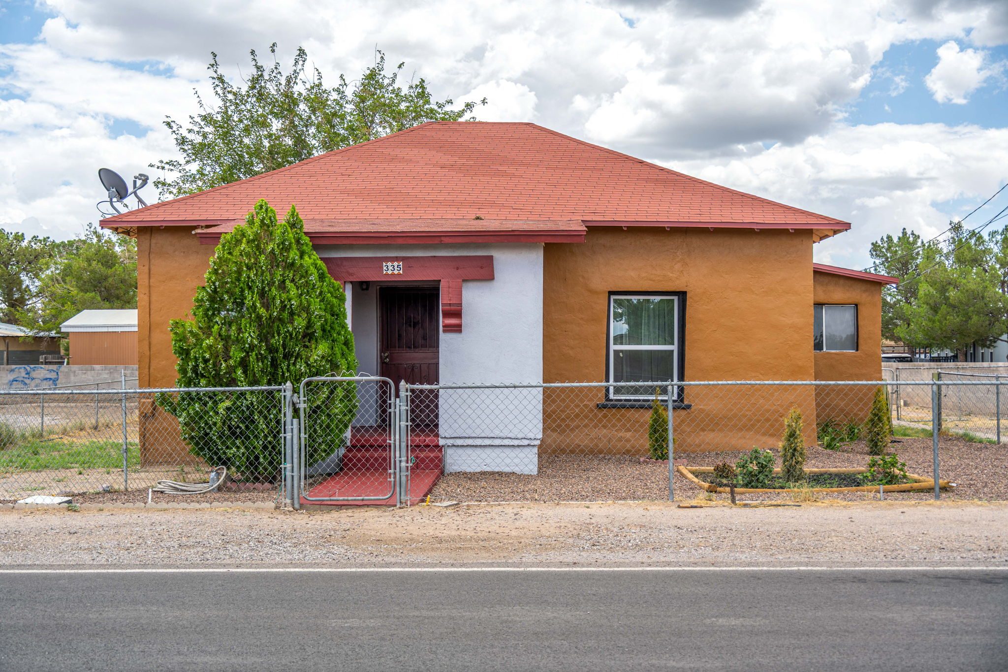 335 Armstrong — a fully restored 1890 farmhouse just north of Las Cruces