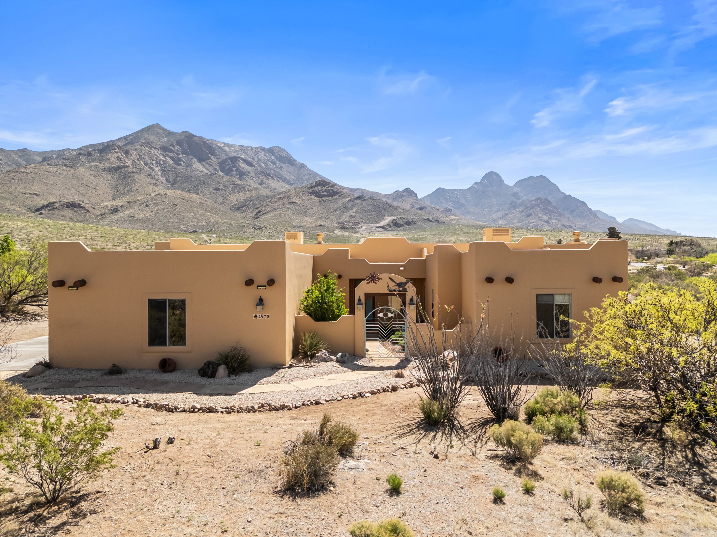 4970 Baylor Canyon Road — five-acre Organ Mountain retreat with owned solar