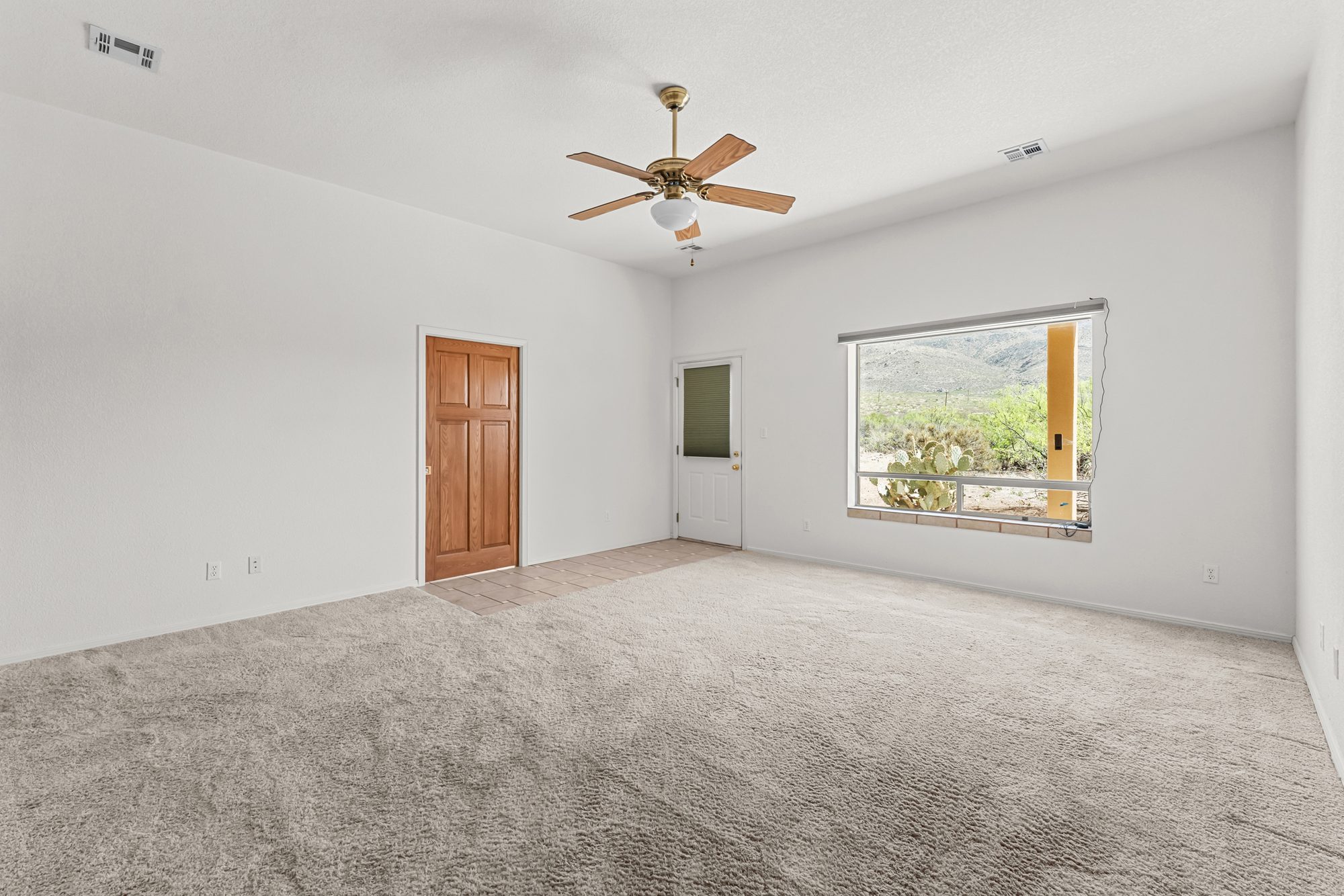 Room with desert and mountain view